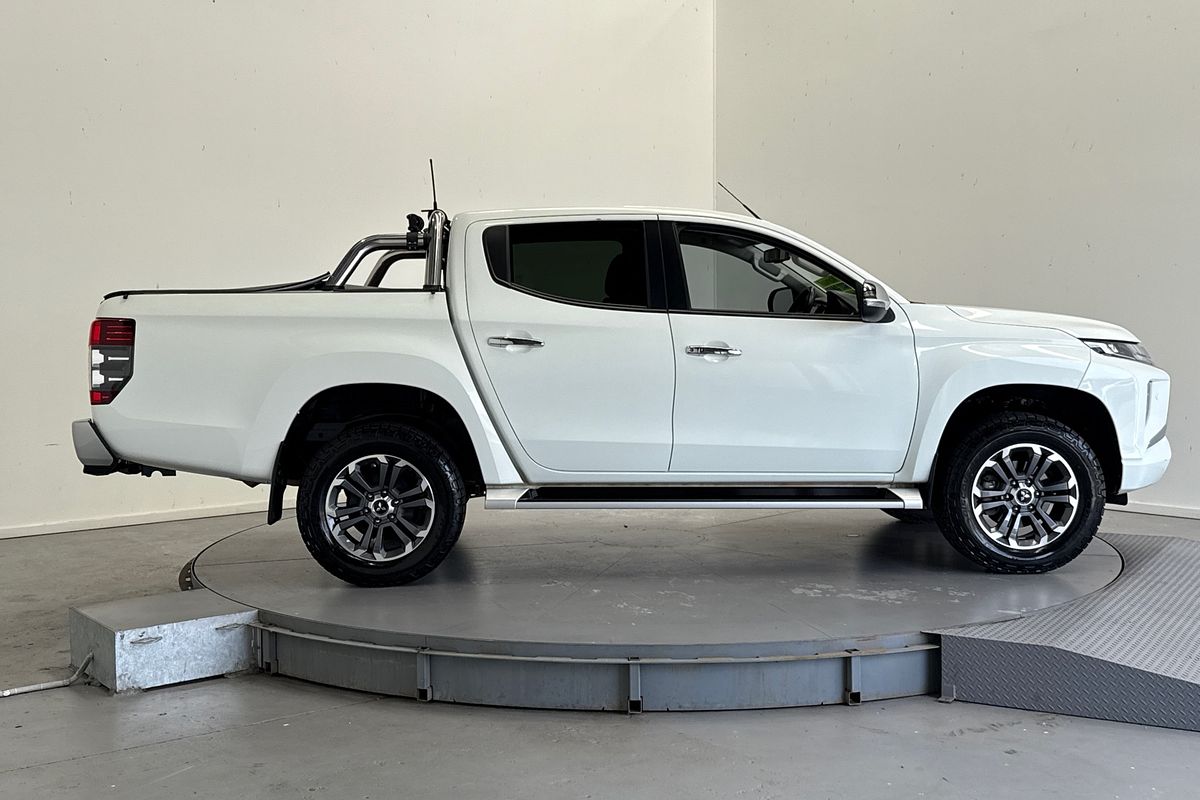 2020 Mitsubishi Triton GLS MR 4X4