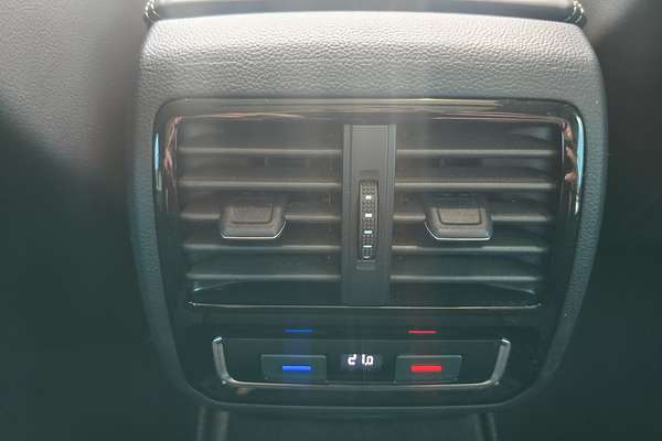 2021 Volkswagen Passat 206TSI R-Line B8