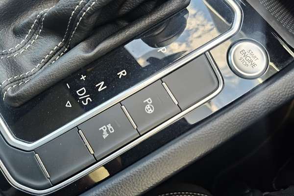 2021 Volkswagen Passat 206TSI R-Line B8