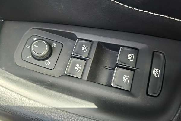 2021 Volkswagen Passat 206TSI R-Line B8