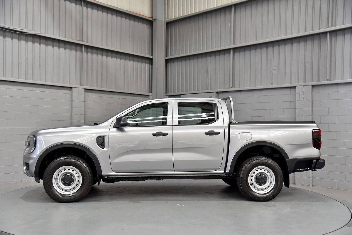 2024 Ford Ranger XL 4X4 2.0L