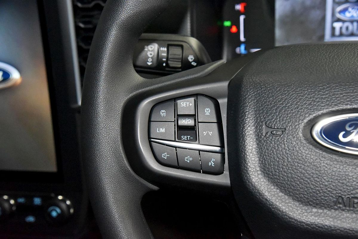 2024 Ford Ranger XL 4X4 2.0L