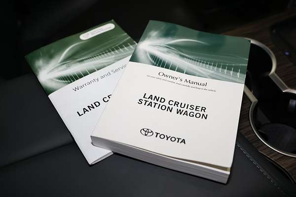 2024 Toyota Landcruiser VX FJA300R