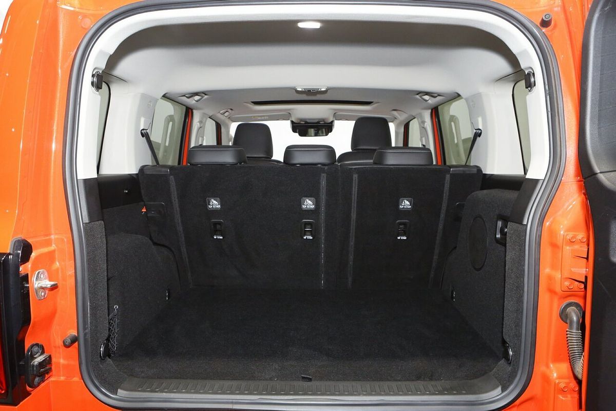 2024 GWM Tank 300 Ultra Hybrid P01