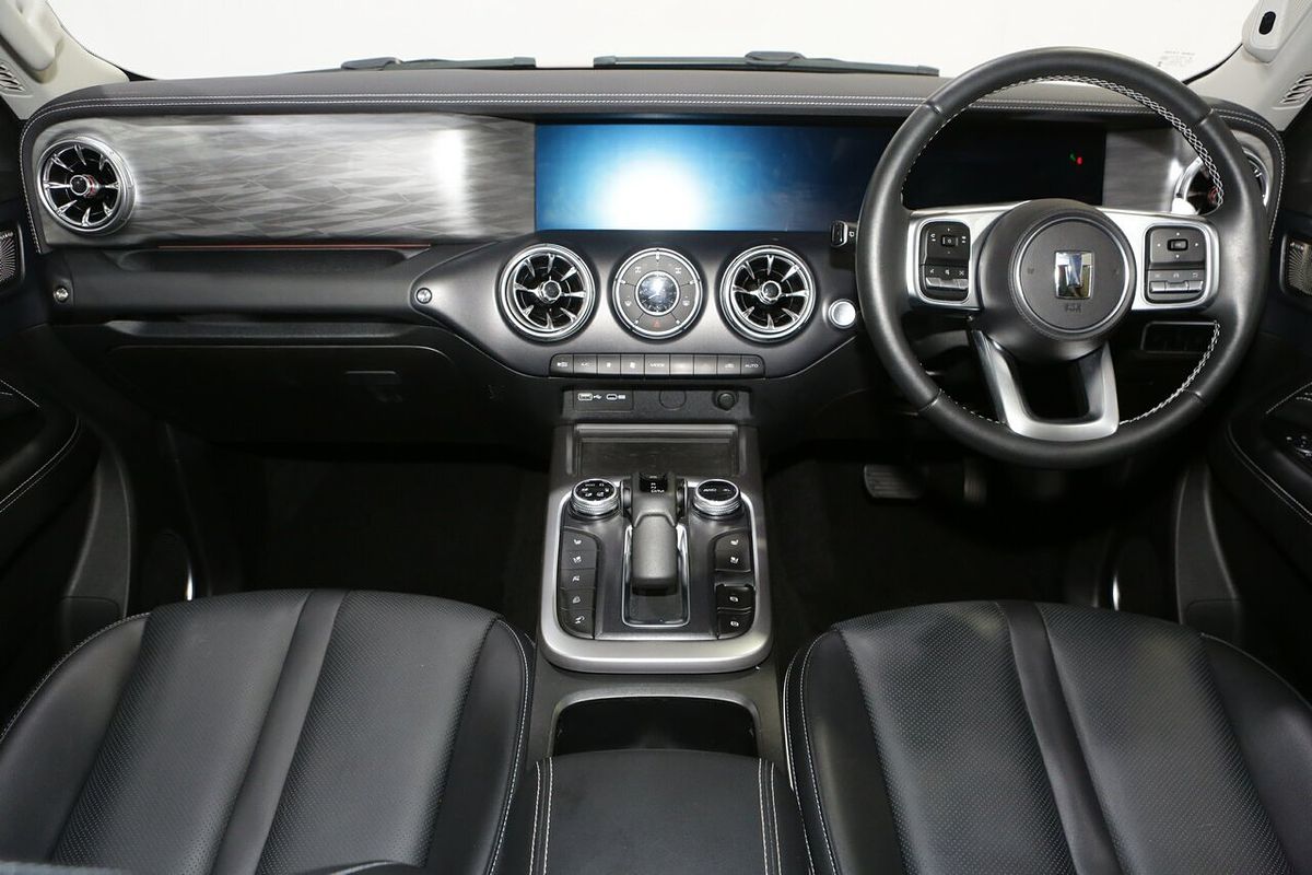 2024 GWM Tank 300 Ultra Hybrid P01