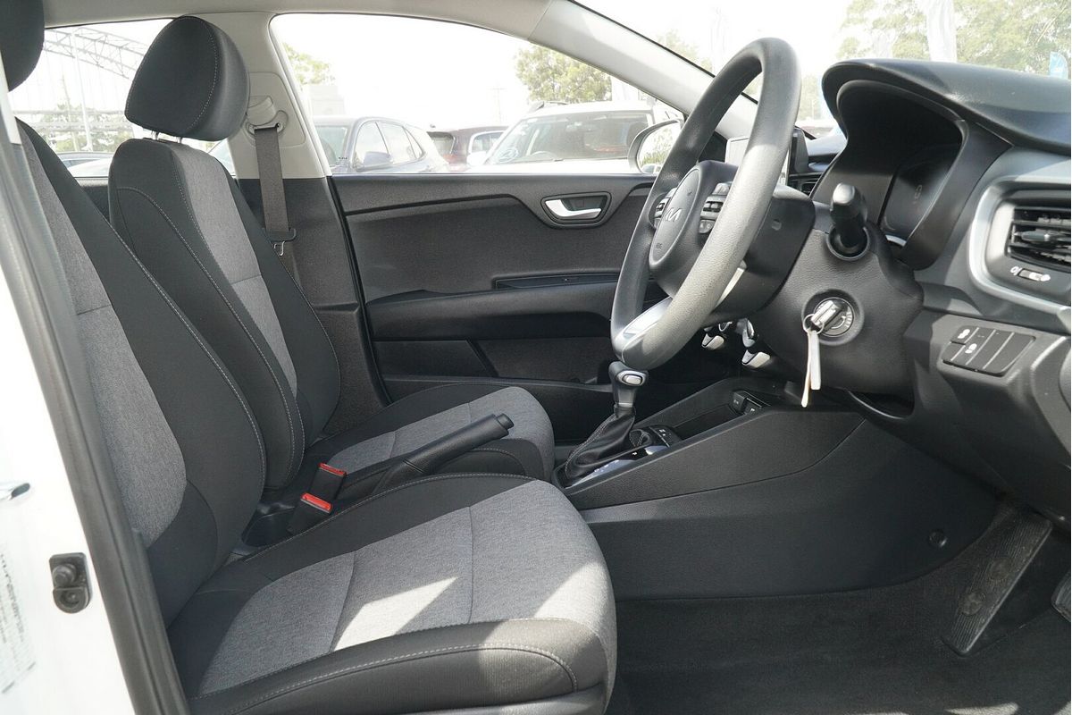 2024 Kia Stonic S YB