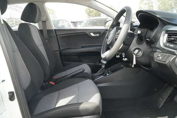 2024 Kia Stonic S YB