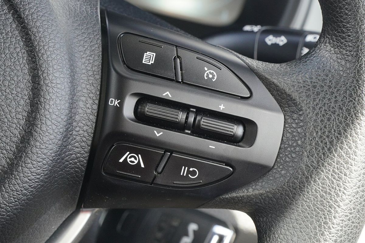 2024 Kia Stonic S YB