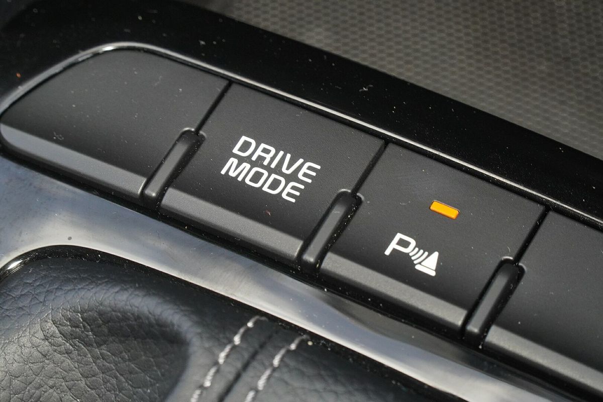 2024 Kia Stonic S YB