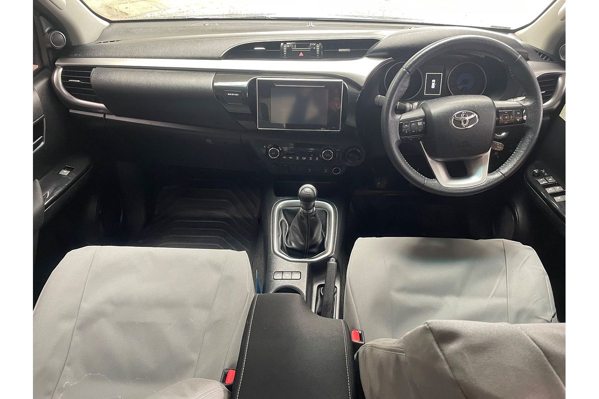 2016 Toyota Hilux SR5 KUN26R 4X4