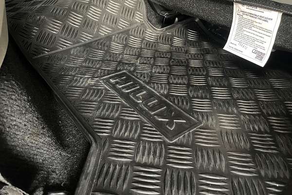 2016 Toyota Hilux SR5 KUN26R 4X4