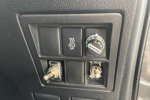 2016 Toyota Hilux SR5 KUN26R 4X4