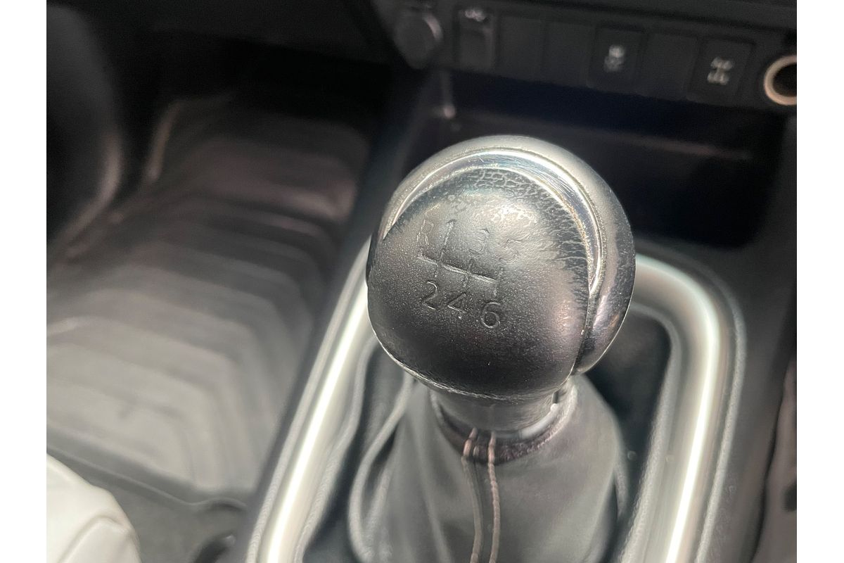 2016 Toyota Hilux SR5 KUN26R 4X4