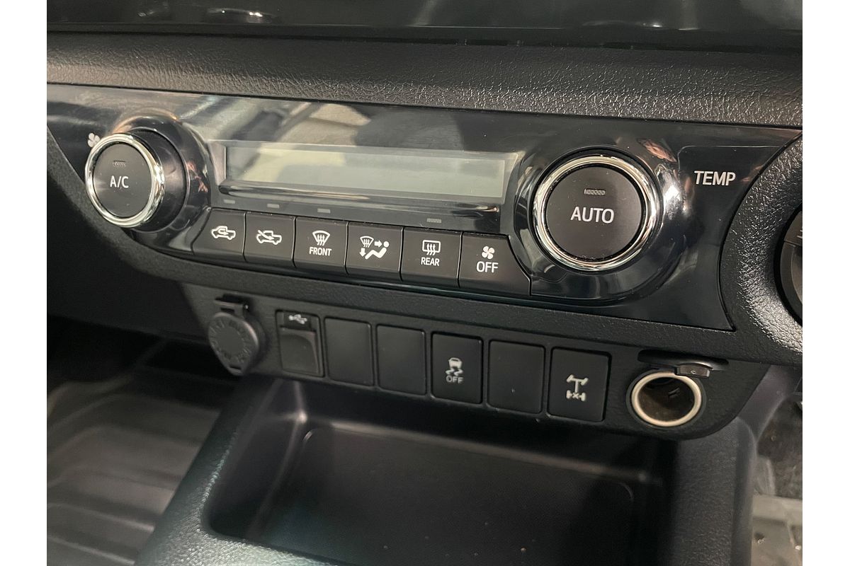 2016 Toyota Hilux SR5 KUN26R 4X4