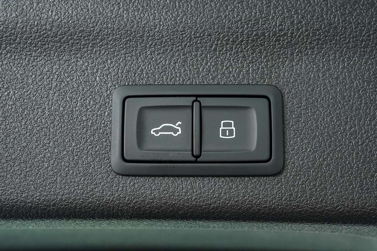 2024 Audi RS6 Performance C8