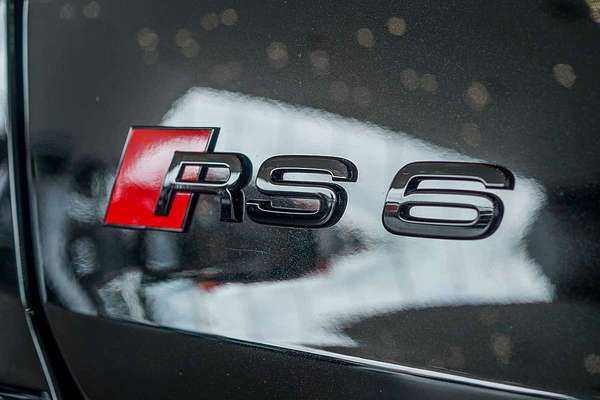 2024 Audi RS6 Performance C8