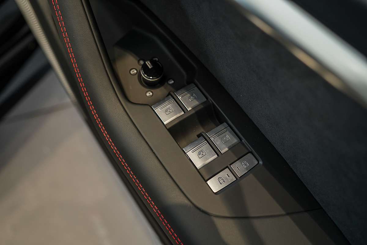 2024 Audi RS6 Performance C8