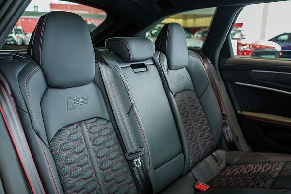 2024 Audi RS6 Performance C8