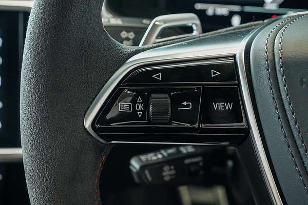 2024 Audi RS6 Performance C8