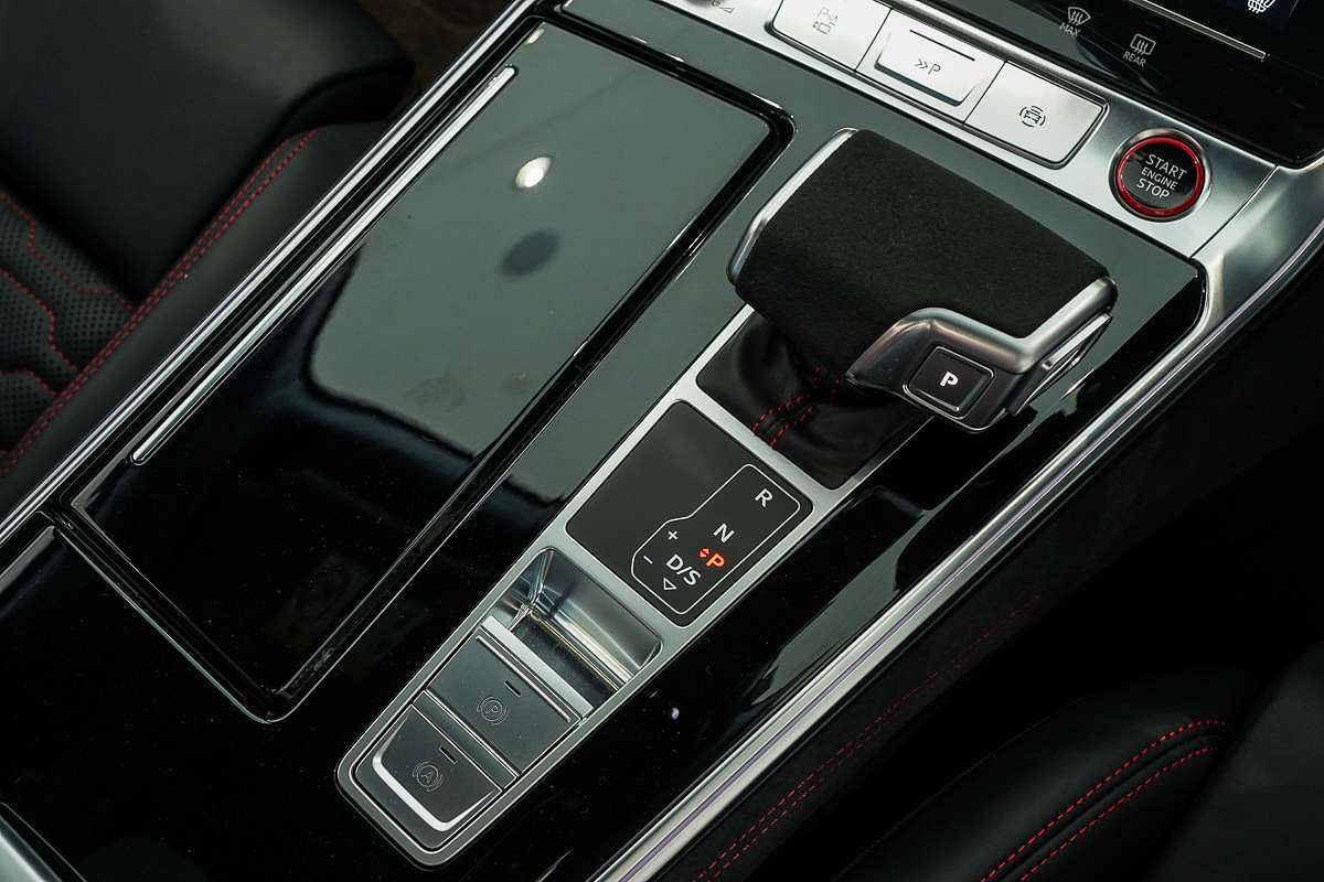 2024 Audi RS6 Performance C8