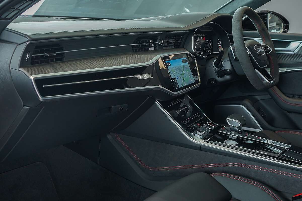 2024 Audi RS6 Performance C8