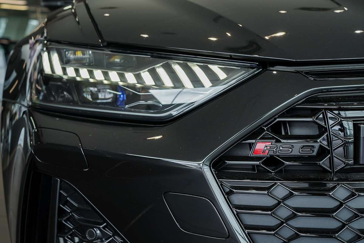 2024 Audi RS6 Performance C8