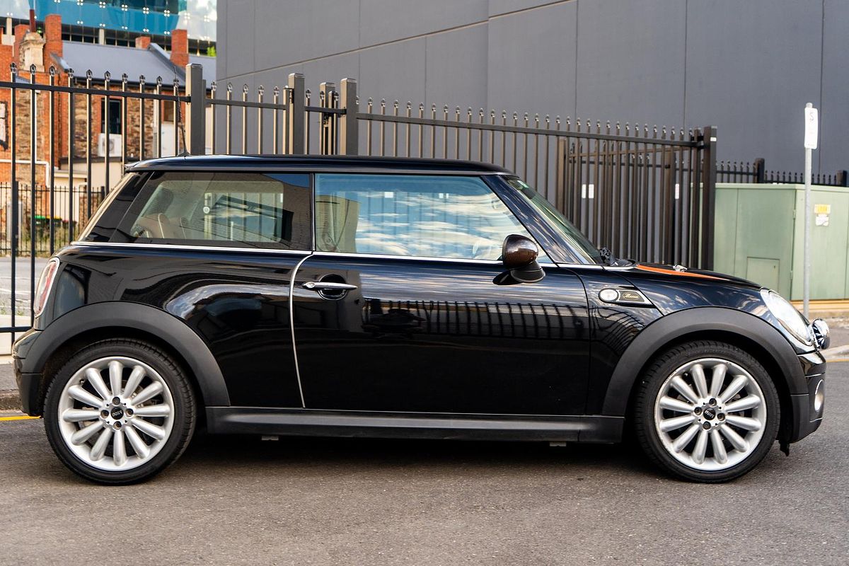 2010 MINI Hatch Cooper D Mayfair R56