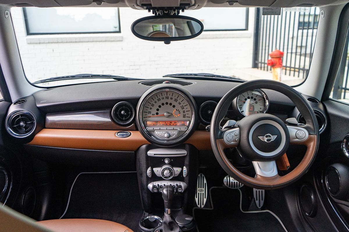 2010 MINI Hatch Cooper D Mayfair R56