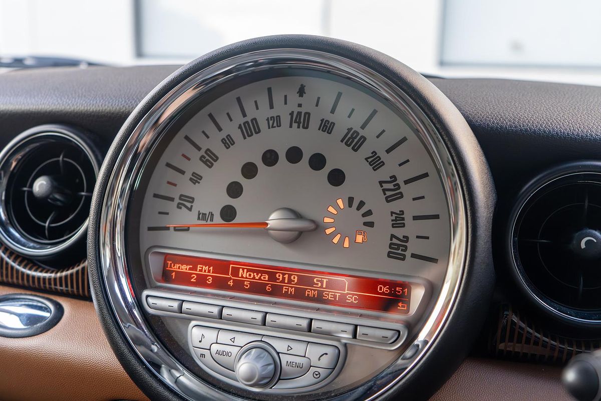 2010 MINI Hatch Cooper D Mayfair R56