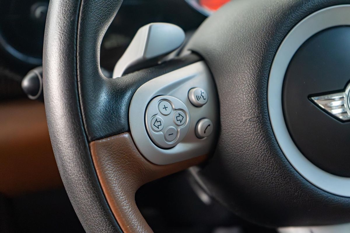 2010 MINI Hatch Cooper D Mayfair R56