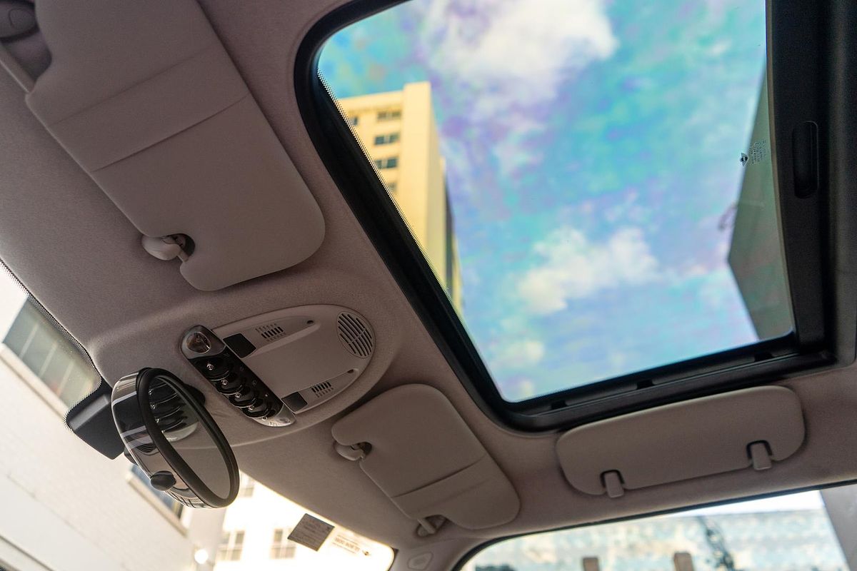 2010 MINI Hatch Cooper D Mayfair R56