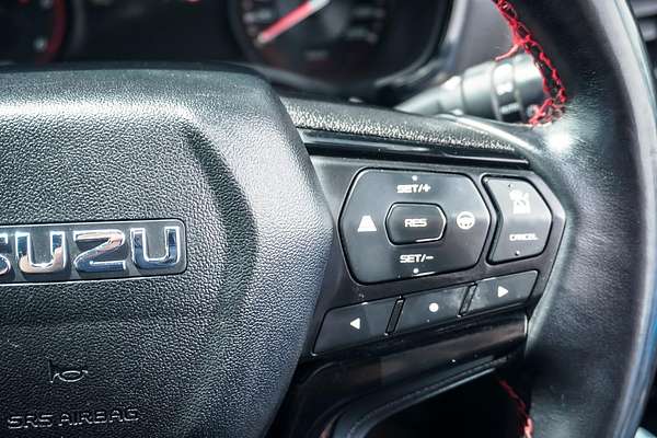 2022 Isuzu D-MAX X-TERRAIN 4X4