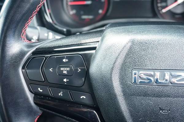 2022 Isuzu D-MAX X-TERRAIN 4X4