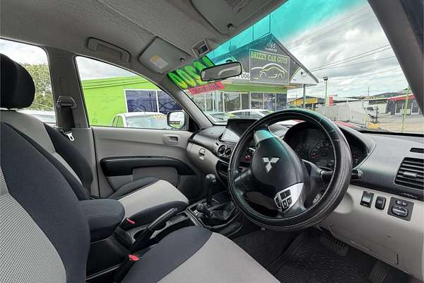 2010 Mitsubishi TRITON GLX (4x4) MN MY10 4X4