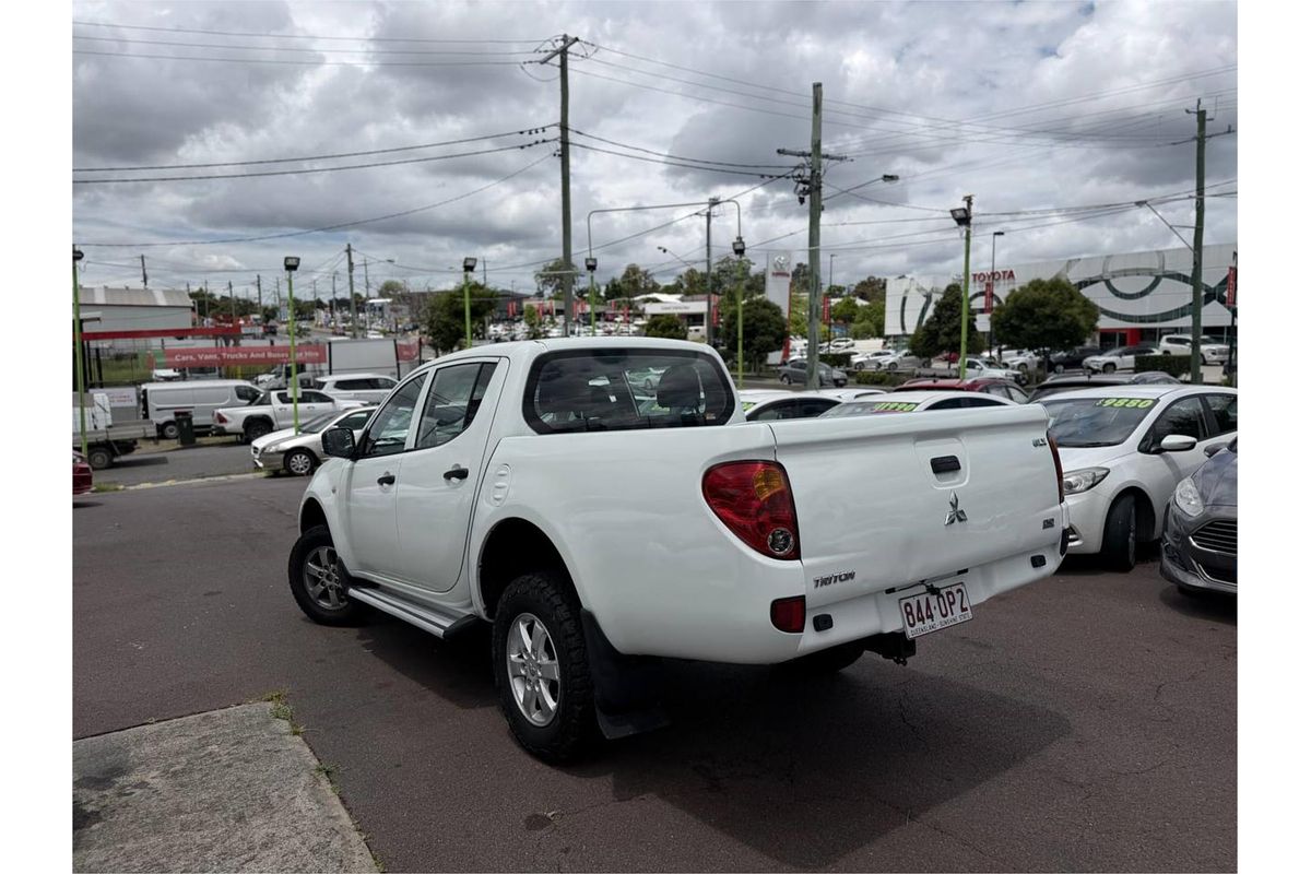 2010 Mitsubishi TRITON GLX (4x4) MN MY10 4X4