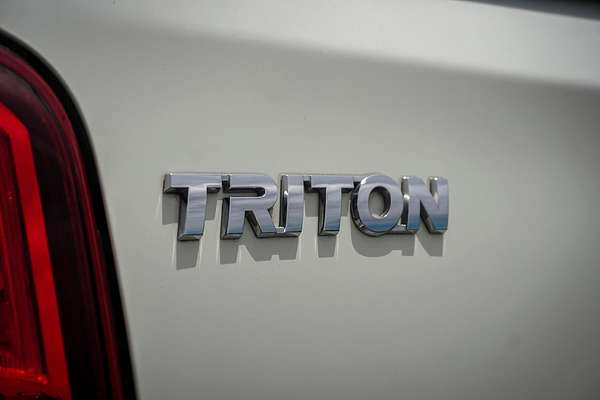 2019 Mitsubishi Triton GLX+ MR 4X4