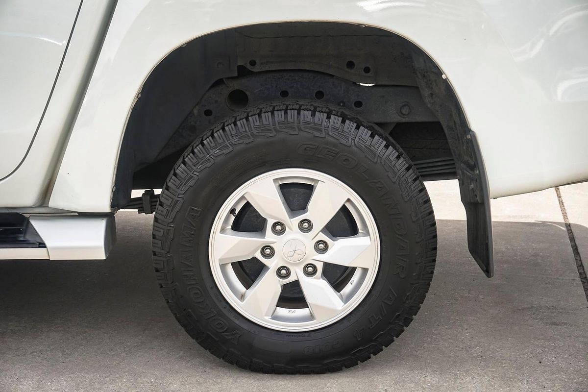 2019 Mitsubishi Triton GLX+ MR 4X4