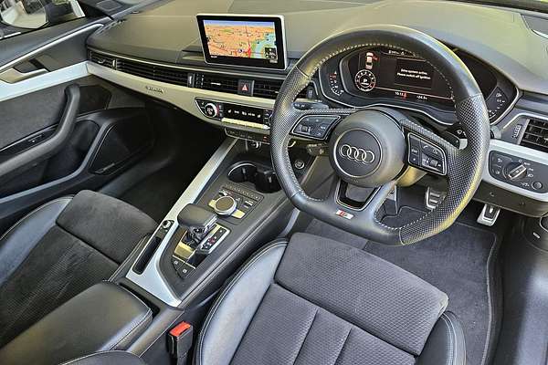 2019 Audi A4 45 TFSI S line B9