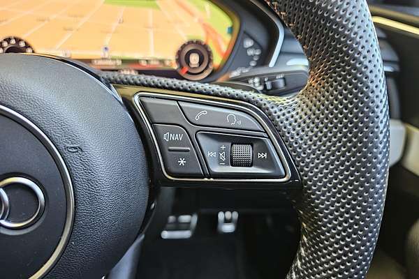 2019 Audi A4 45 TFSI S line B9