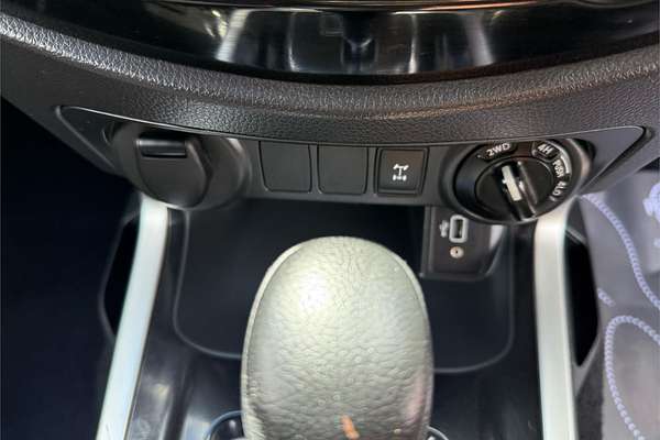 2020 Nissan Navara ST D23 Series 4 4X4