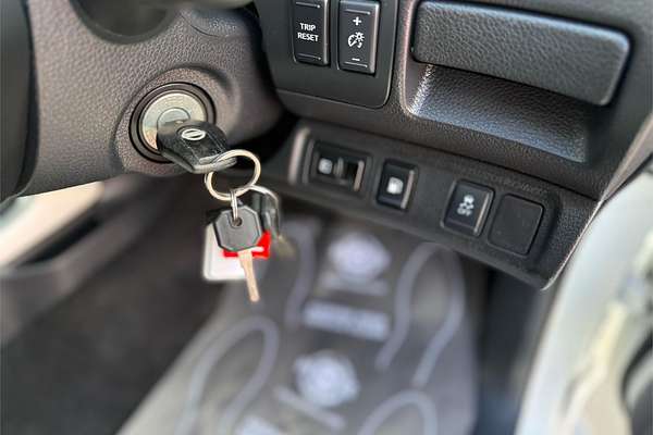 2020 Nissan Navara ST D23 Series 4 4X4