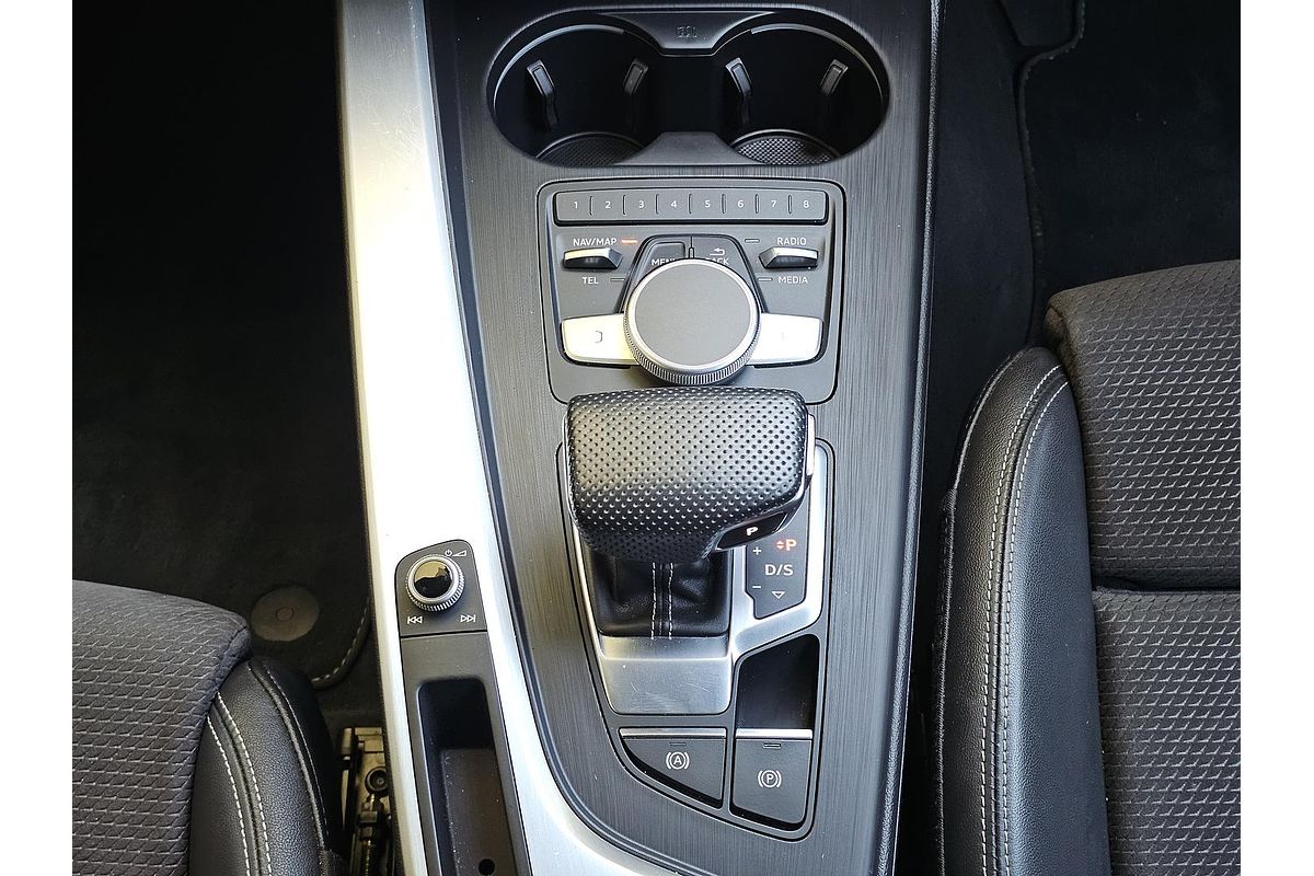 2019 Audi A4 45 TFSI S line B9