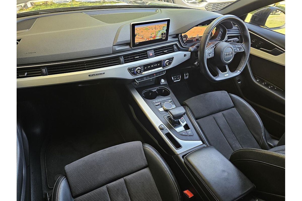 2019 Audi A4 45 TFSI S line B9