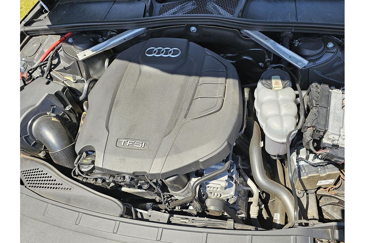 2019 Audi A4 45 TFSI S line B9