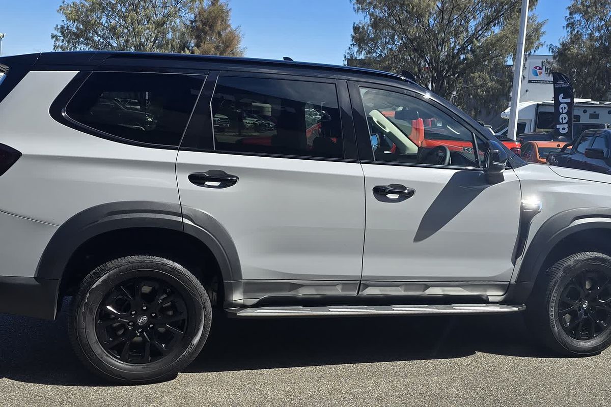 2025 LDV D90 Executive SV9A