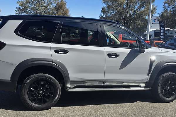 2025 LDV D90 Executive SV9A