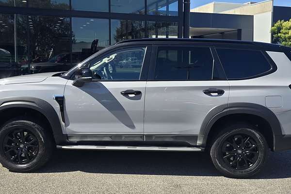 2025 LDV D90 Executive SV9A