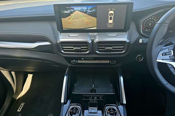 2025 LDV D90 Executive SV9A