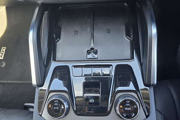 2025 LDV D90 Executive SV9A