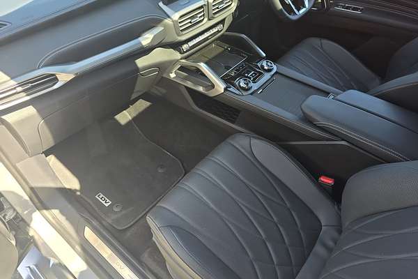 2025 LDV D90 Executive SV9A